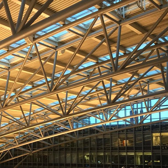 Ceiling II #hamburg #airport